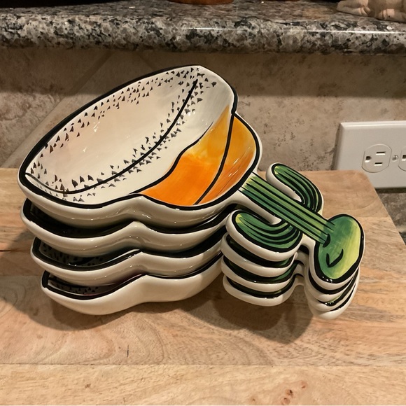 CLAY ART Set of 4 Margarita Chips/Salsa servers - Picture 2 of 4